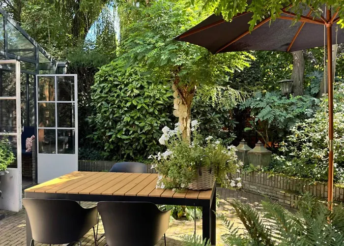 Alojamento de Acomodação e Pequeno-almoço Bij Germaine 3*